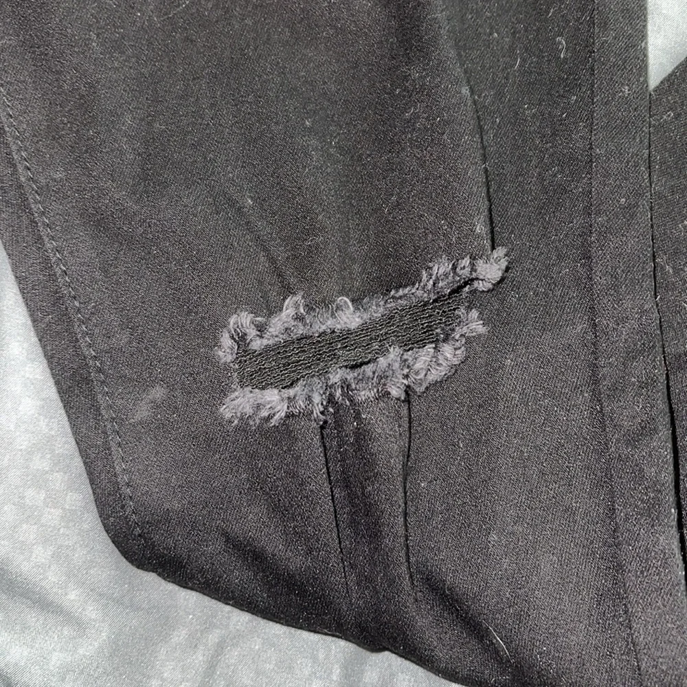 Special A Size 5 slight Distressed stretchy jeans